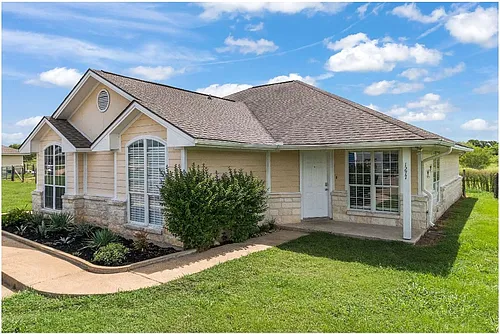 1227 Flying Ace Cir Photo 1