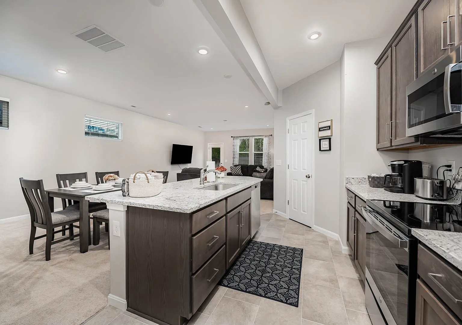 Newly Built Home in Lebanon - 4 Bedroom, 2.5 Bath — Photo 3