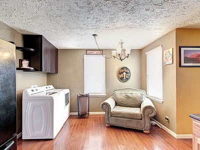 5th image of 4816 Highland Ct