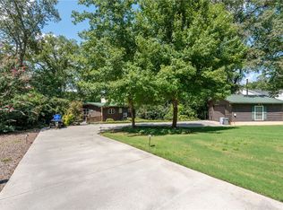 214 Clearwater Shores Rd E, Fair Play, SC 29643