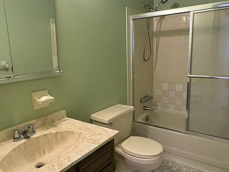 8 Partridge Ct — Photo 32