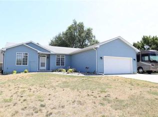 401 NE 56th St, Pleasant Hill, IA 50327
