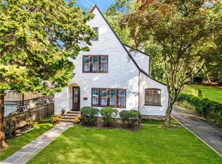 208 Young Ave, Pelham, NY 10803