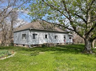 602 39th Rd, Minden, NE 68959