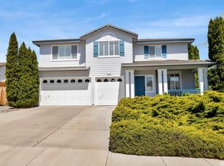 2385 Solitude Dr, Reno, NV 89511