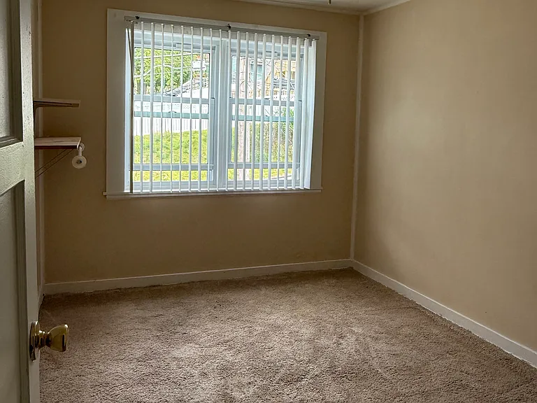 720 College Ave #2 — Photo 6