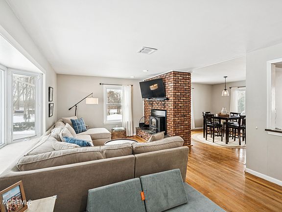 4th image of 3 Deridder Court