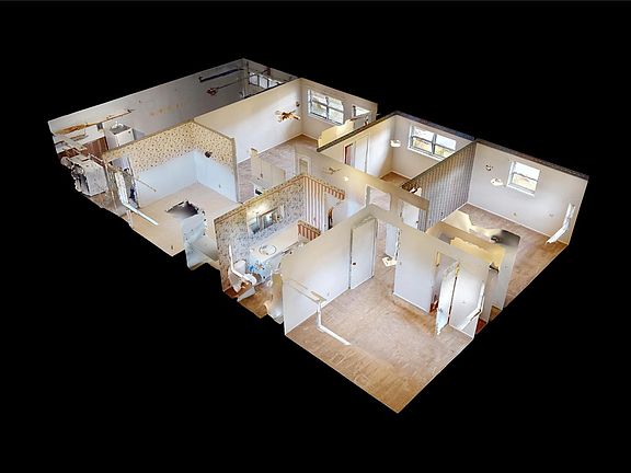 2nd image of 802 Ridgelea Dr