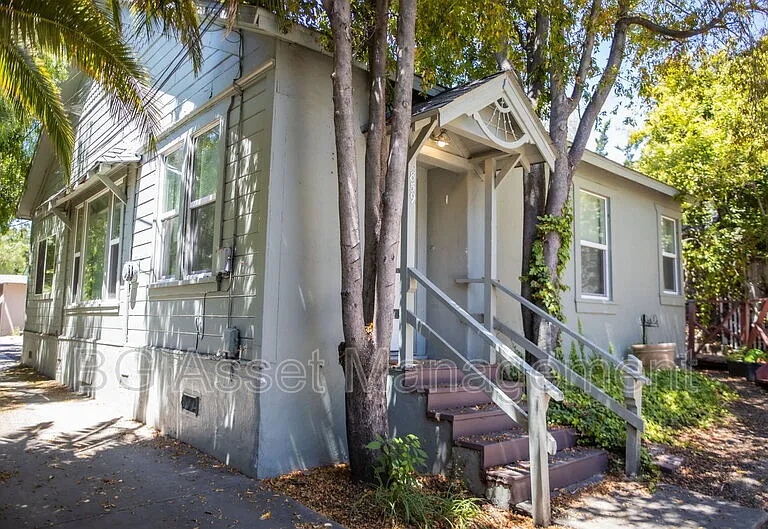 859 California Blvd #A — Photo 4