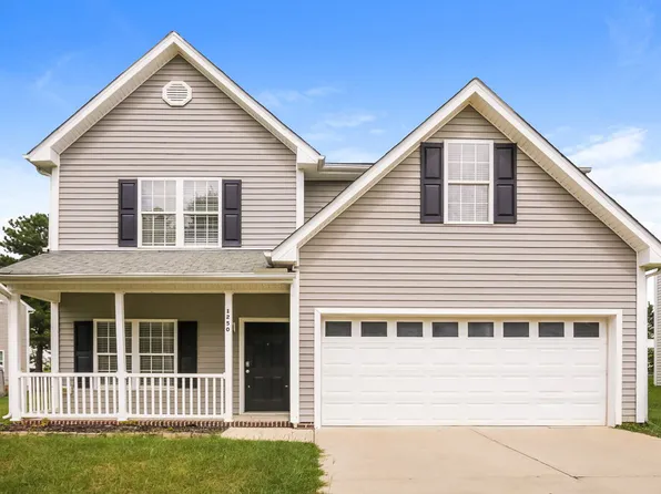 1250 Braemar Highland Dr, Zebulon, NC 27597