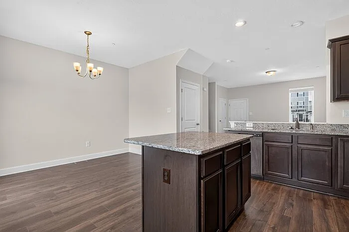 109 Holstein Dr — Photo 7