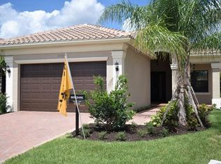 13656 Mandarin Cir, Naples, FL 34109