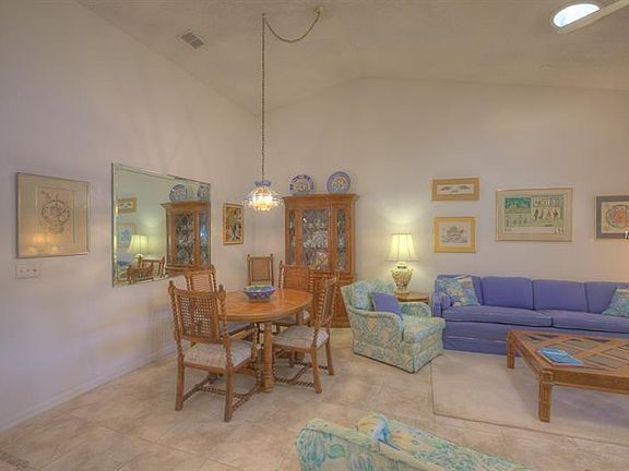 3rd image of 1151 McDaniel St #0