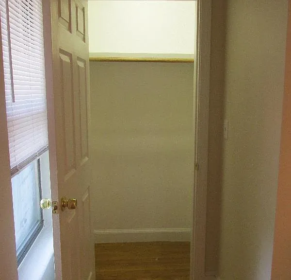 221 W Newton St #1 — Photo 11
