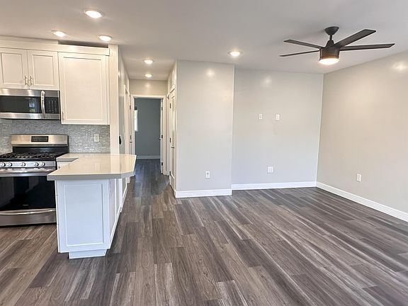 2nd image of 2030 Diamond St #11125142