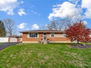 681 Wynwood Ct, Dayton, OH 45431