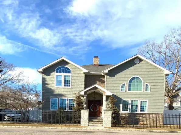 45 Fairview Avenue, Islip Terrace, NY 11752