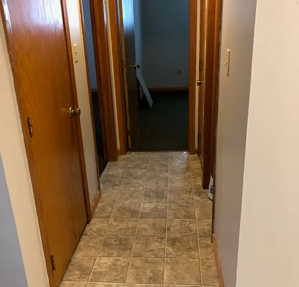 1017 N Summit Ave #3 — Photo 4