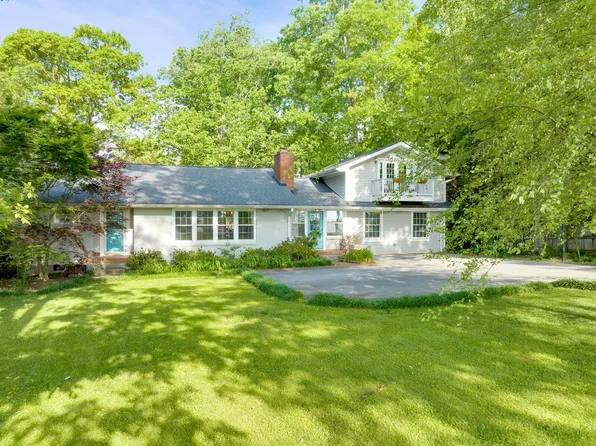 1510 Lula Lake Rd, Lookout Mountain, GA 30750