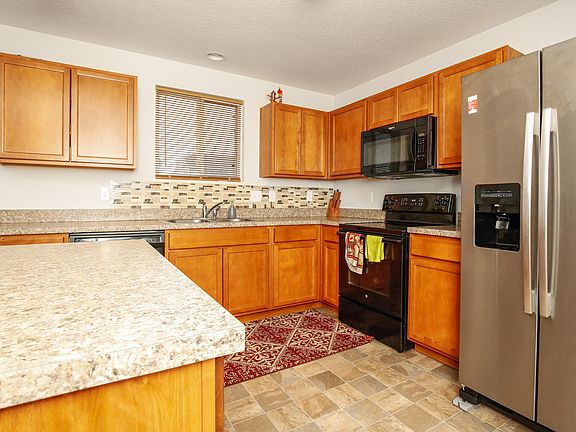 5th image of 8751 Bobwhite Dr