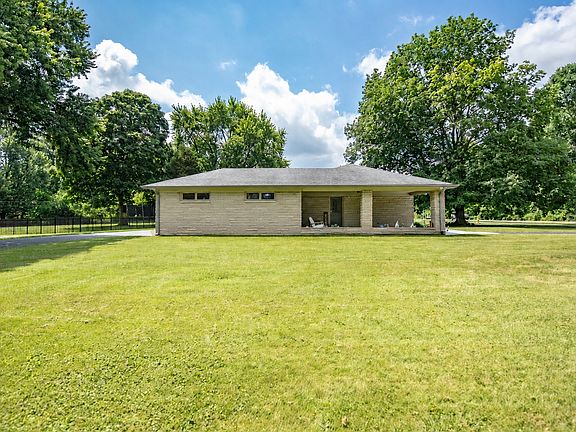 2nd image of 9895 Haverstick Rd