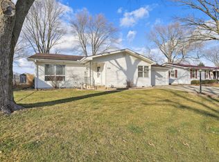 310 E Orchard Ave, Atwood, IL 61913