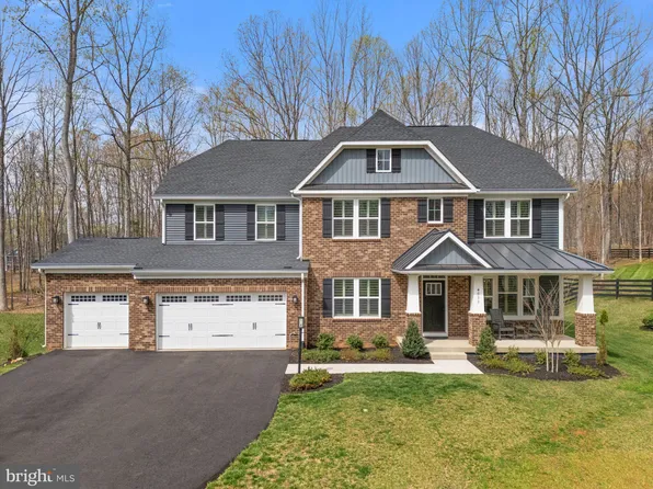 4033 Oakland Dr, Warrenton, VA 20187