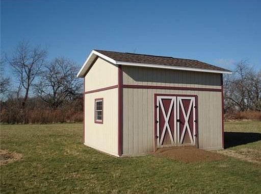 4th image of 53 Township Road 33 N