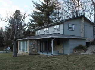 8452 N Chickadee Dr, Morgantown, IN 46160