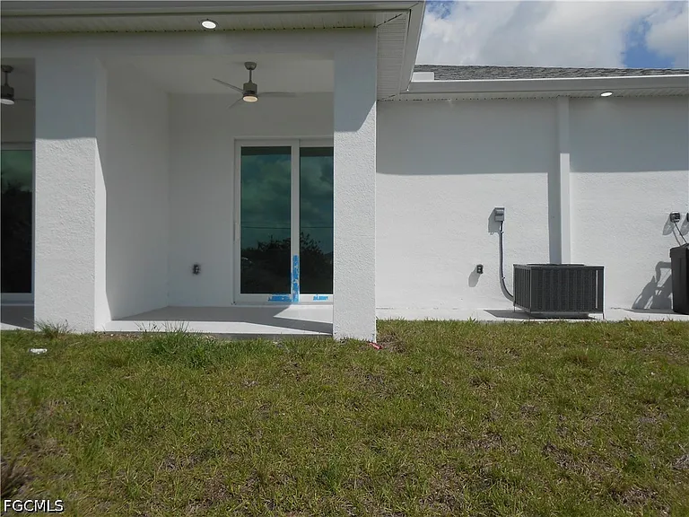 320 Poplar St — Photo 32