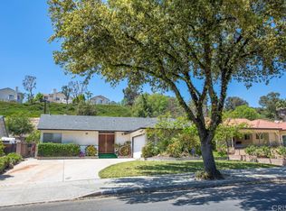 12001 Youngdale Ave, Sylmar, CA 91342