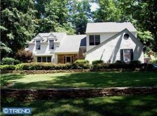 18 Heron Hill Dr, Downingtown, PA 19335