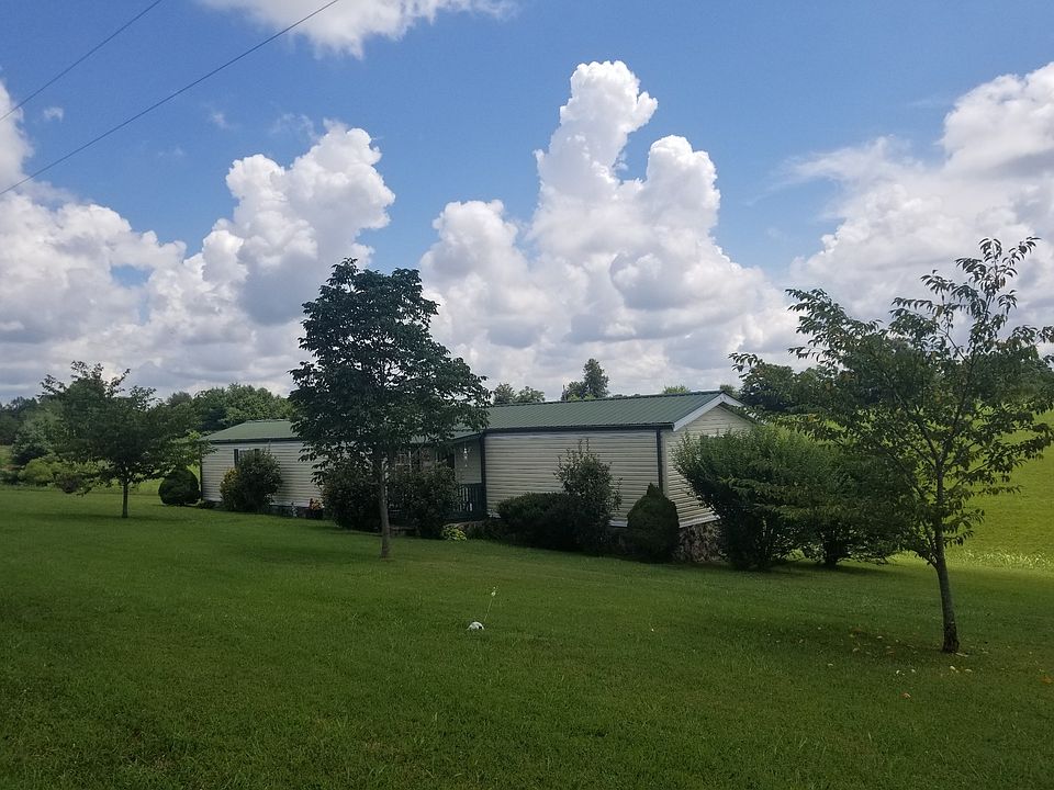 2nd image of 790 Sutton Rd