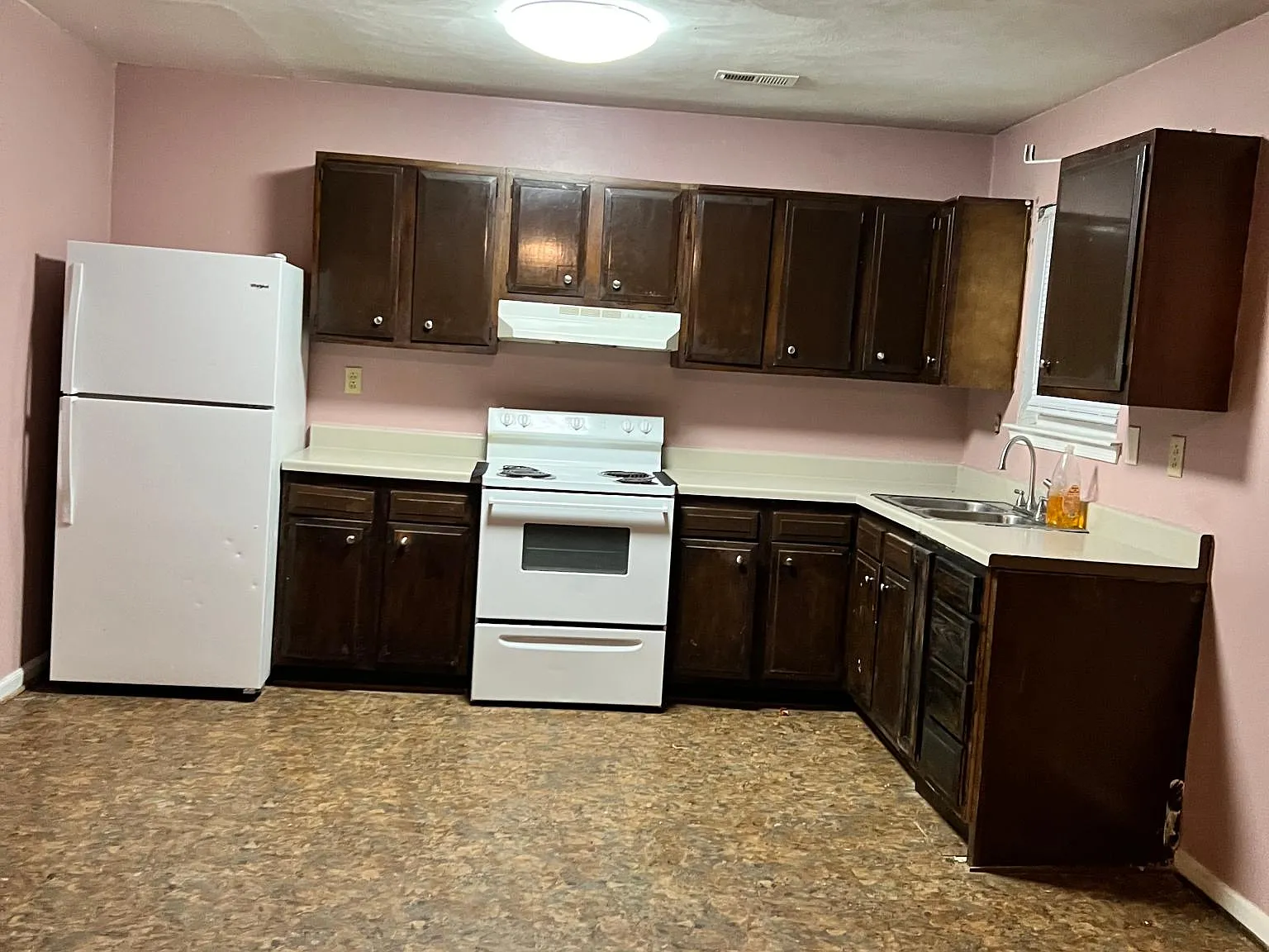 3832 Two Oaks Rd — Photo 3