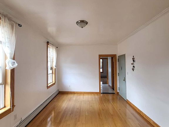 5th image of 84 Bay 40th St Floor 3