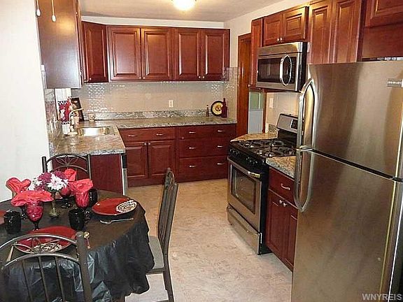 2nd image of 111 Southwood Dr