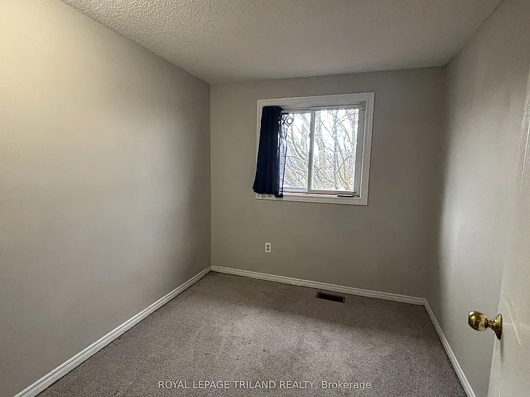 511 Admiral Dr #17 — Photo 11