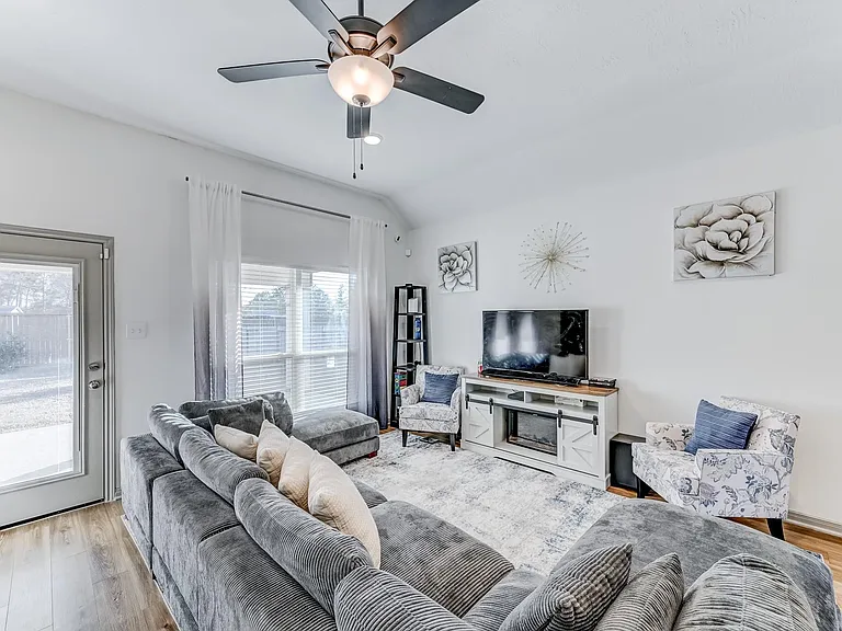 204 Shoreview Dr — Photo 20