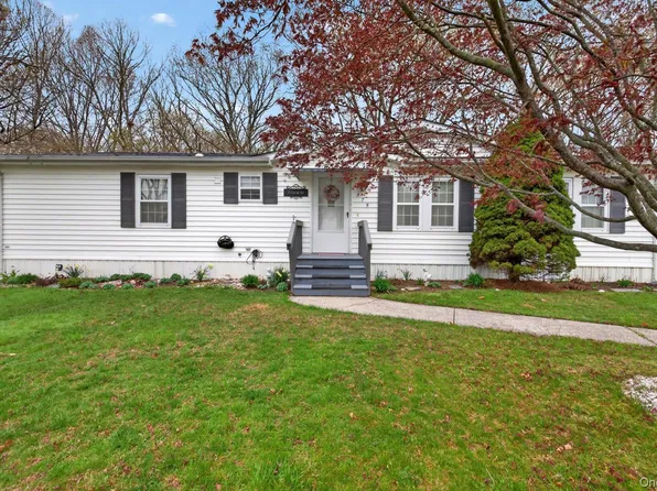 638 Fresh Pond Avenue #375, Calverton, NY 11933