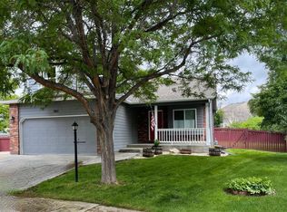 305 E 41st Ct, Loveland, CO 80538