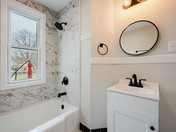 5th image of 63 Park Ave APT 1