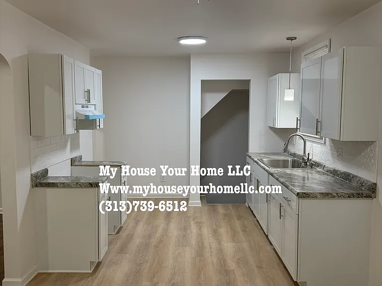 9540 Evergreen Ave — Photo 3