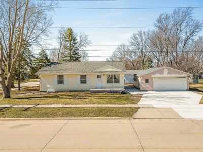3423 Woodridge Dr, Cedar Falls, IA, 50613