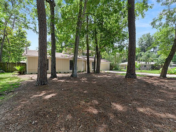 3rd image of 12787 Burning Tree Ln E