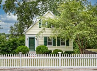 95 Norton St, Weymouth, MA 02191