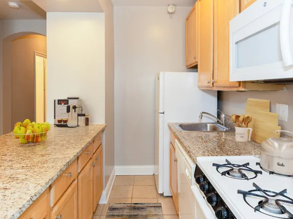 25 E. Delaware, 25 E Delaware Pl, Chicago, IL 60611