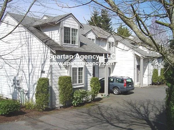 2 bed, 1.5 bath, 1100 sqft, $2,100 — Photo 1