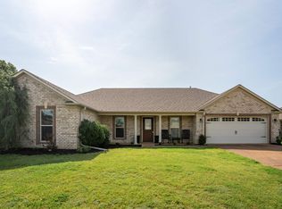 56 Hillside Lndg, Jackson, TN 38305