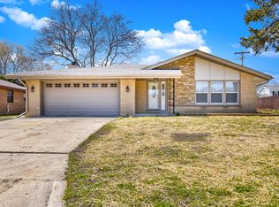 5601 S 22nd St, Milwaukee, WI 53221