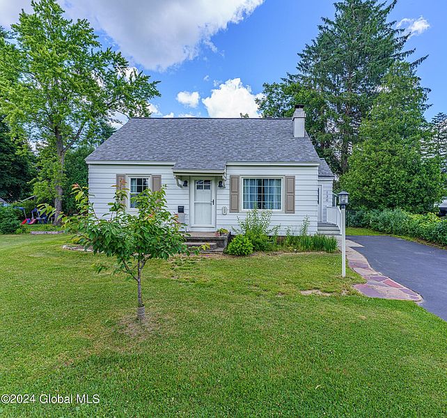 2nd image of 130 Stinson Avenue